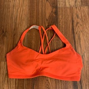 Lululemon sports bra